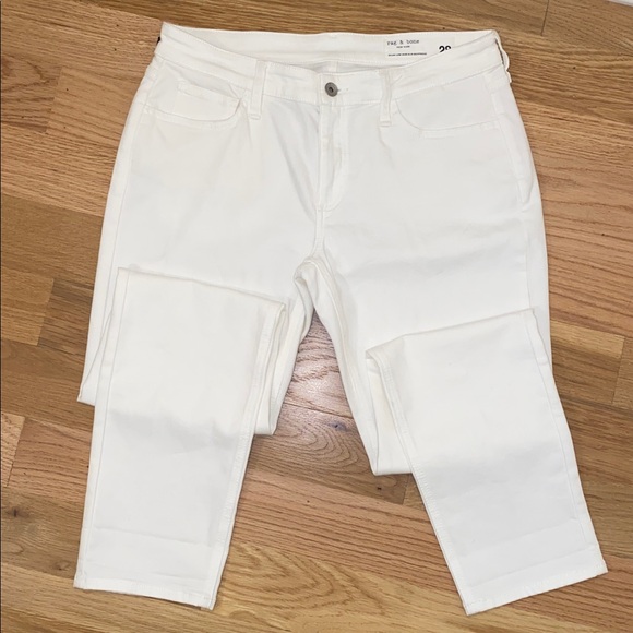Rag & Bone Dylan Low-Rise Slim Boyfriend jeans size 28 NWT - Picture 1 of 9
